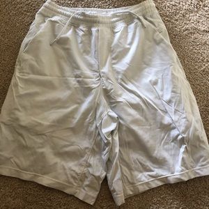 Lululemon Shorts (Pace Breaker with liner) 7 Inch